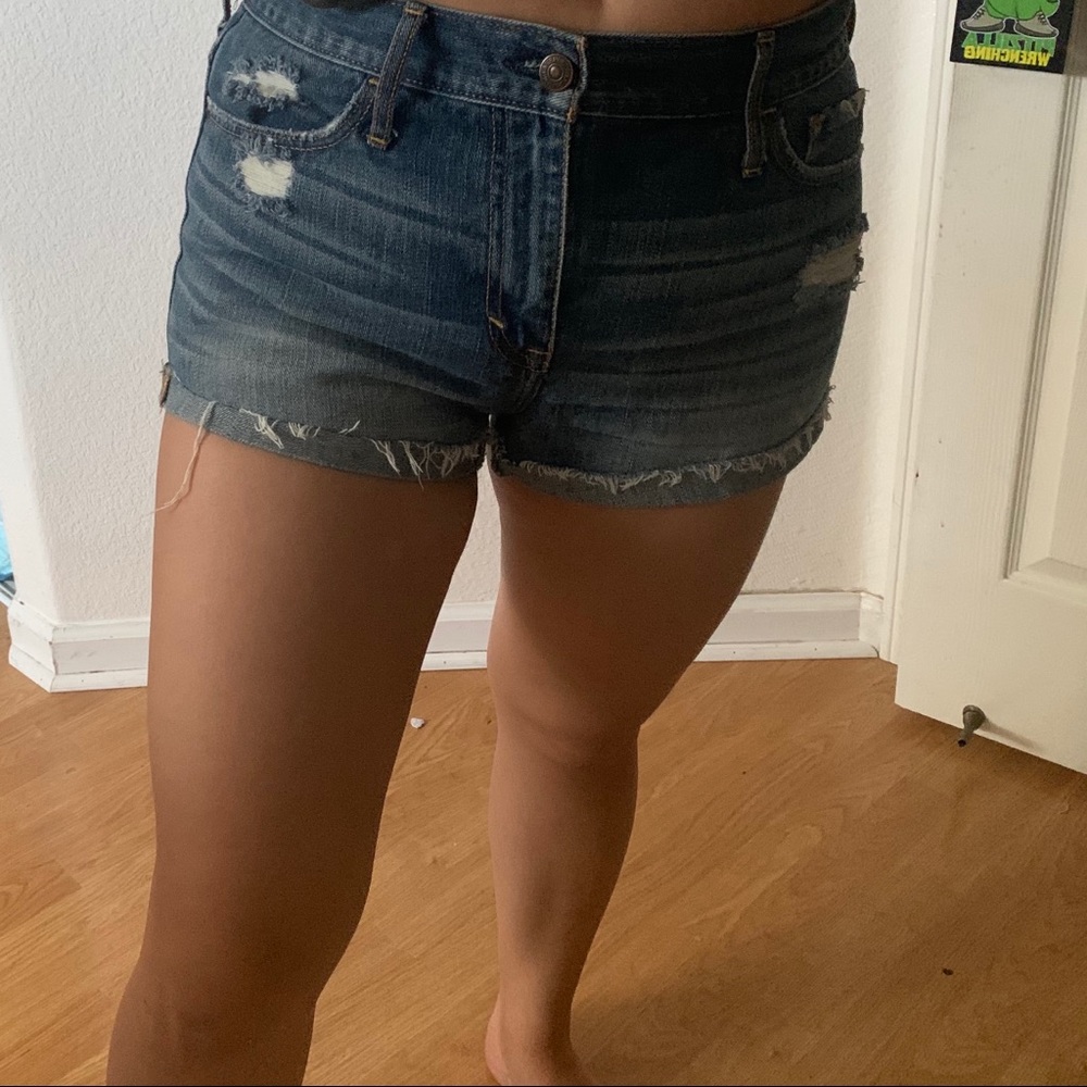 Abercrombie & Fitch short shorts